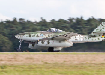 Messerschmitt_Me_262_replica_D-IMTT_ILA_2012_04