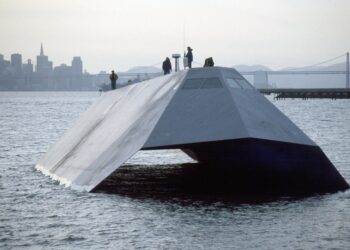 US_Navy_Sea_Shadow_stealth_craft-scaled.jpg