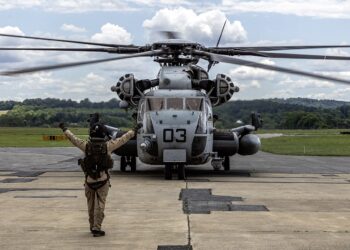 Sikorsky CH-53E Super Stallion
