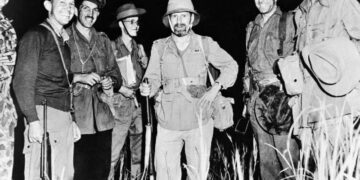 General Orde Wingate_Chindit_leaders_Burma_1944_IWM_MH_7873