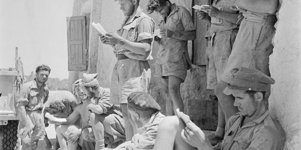 The_Long_Range_Desert_Group_(lrdg)_during_the_Second_World_War_CBM2219