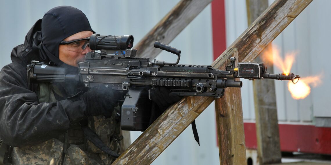 M249