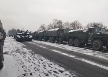 The movement of a Russian column of tanks, infantry fighting vehicles and other vehicles during the war in Ukraine. Mil.ru, CC BY 4.0 .